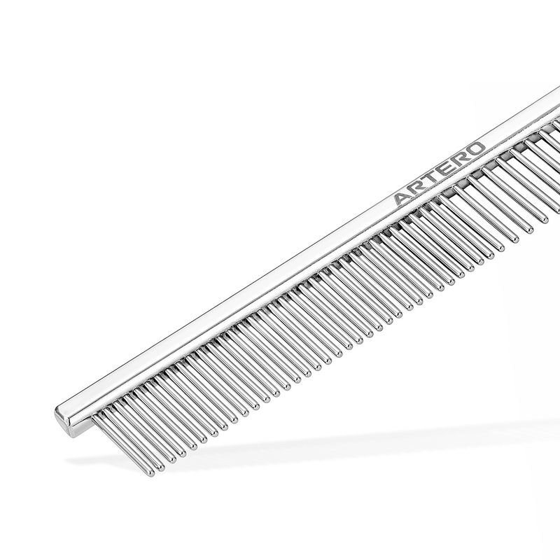 Ginger Eye and Face Comb, Artero